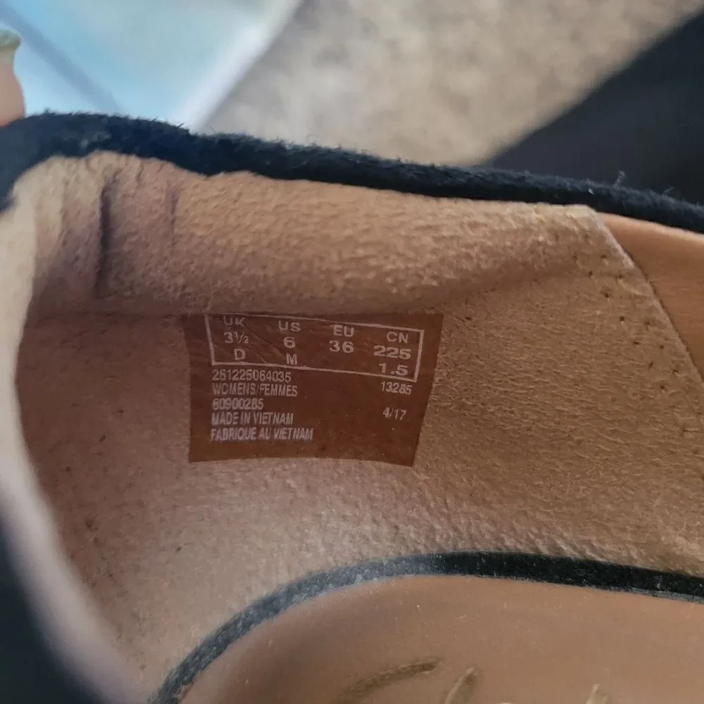 Clarks Black Woman's Tarah Brae Pumps sz 6